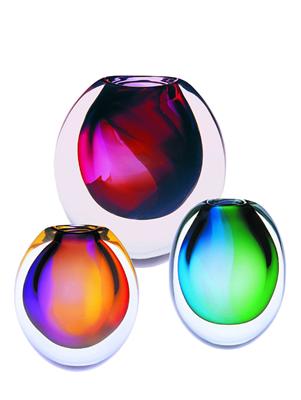 Eclipse Vase. Artist: Hoglund Art Glass. Medium: Handblown Glass